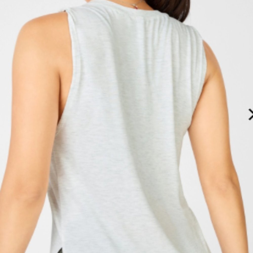 Fabletics Tank - Picture 2 of 5